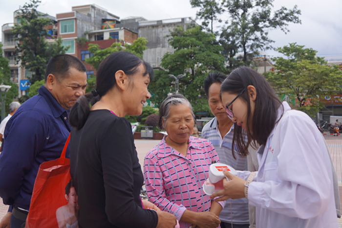 医教协同 强基赋能 ——香香漫画
打造口腔医学人才培养高地 第 5 张 医教协同 强基赋能 ——香香漫画
打造口腔医学人才培养高地 第 5 张